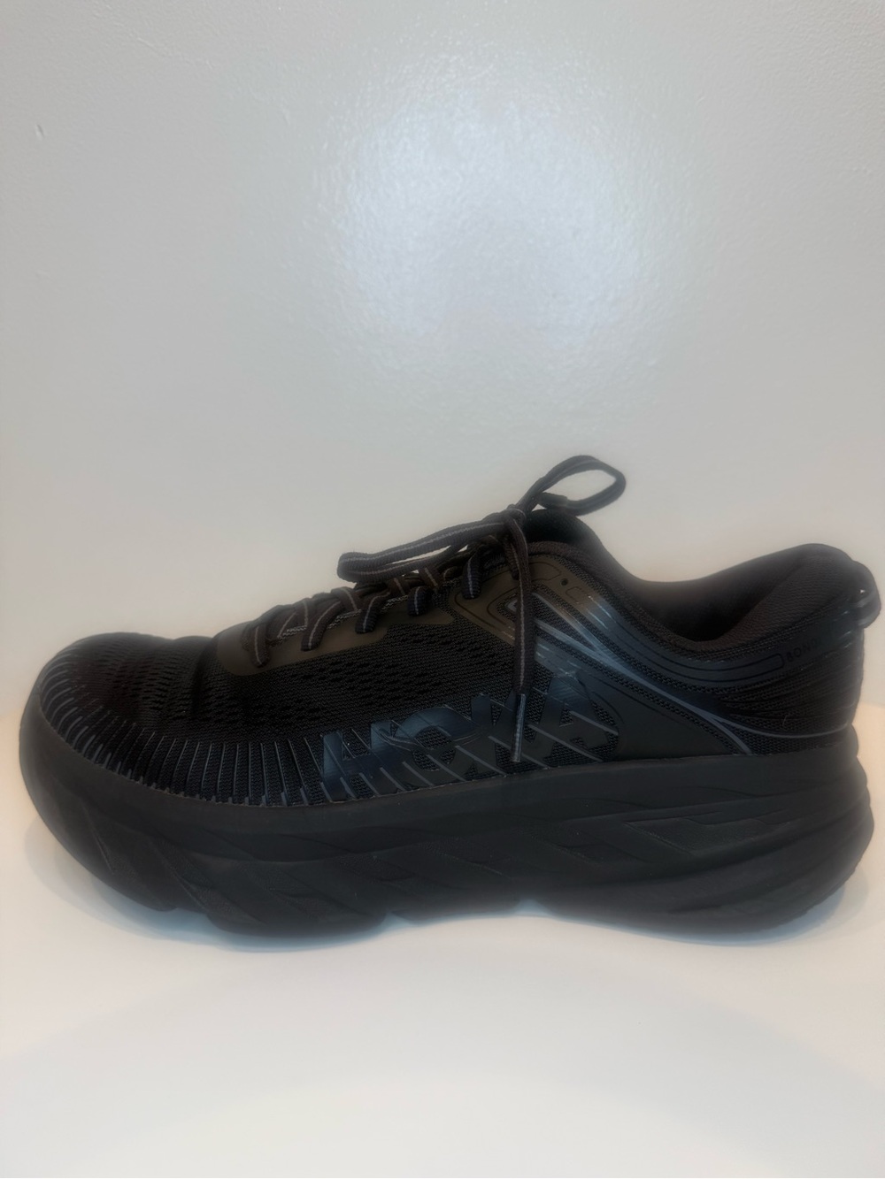 Hoka One Bondi 7 women Size US 9 EUR 41 1/3 Black Athletic Running Shoes Sneaker